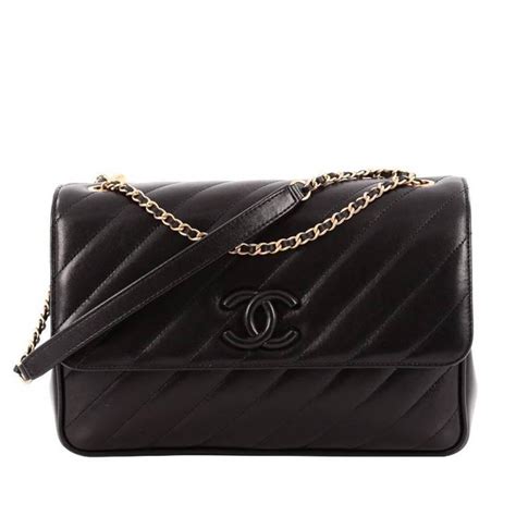 signature chanel bag